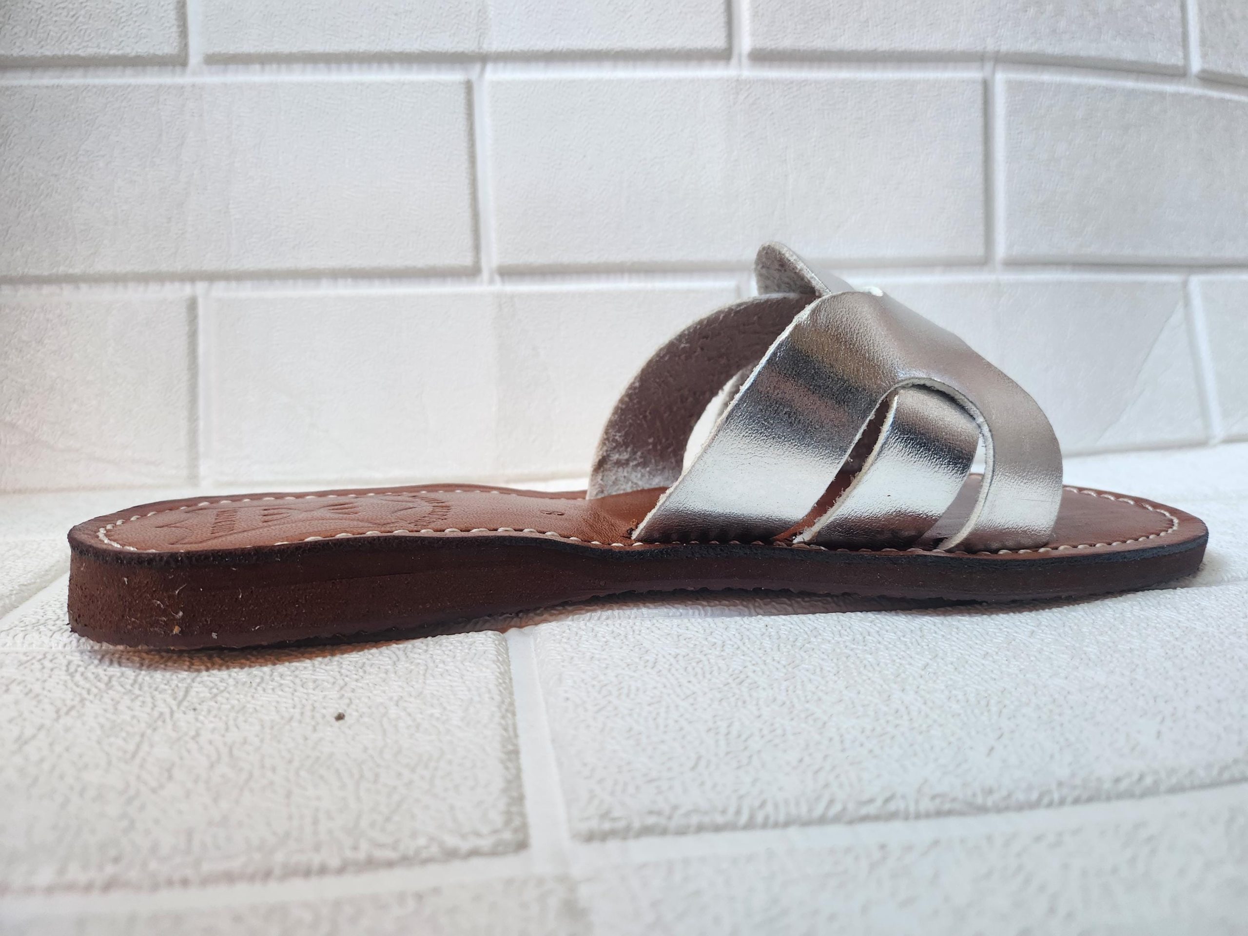 Handmade Moroccan Silver-tone Leather Sandals For Women – Hstyle Slip On Flats – Brown Sole Summer Slides – Boho Leather Slippers