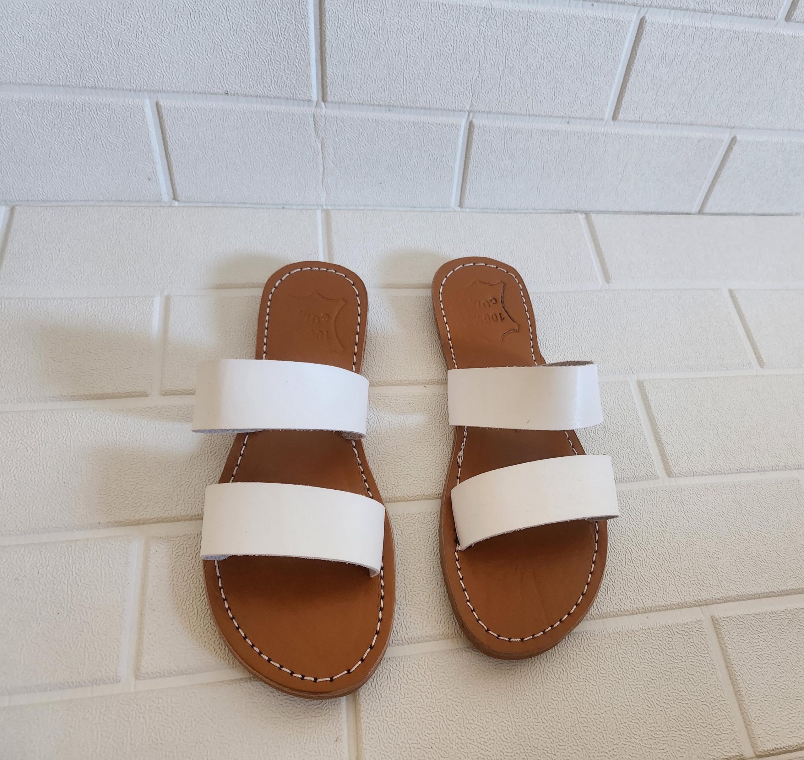 Handmade White Leather Sandals For Women – Moroccan Double Strap Summer Flats – Minimalist Boho Beach Shoes – Comfy Flat Slides –