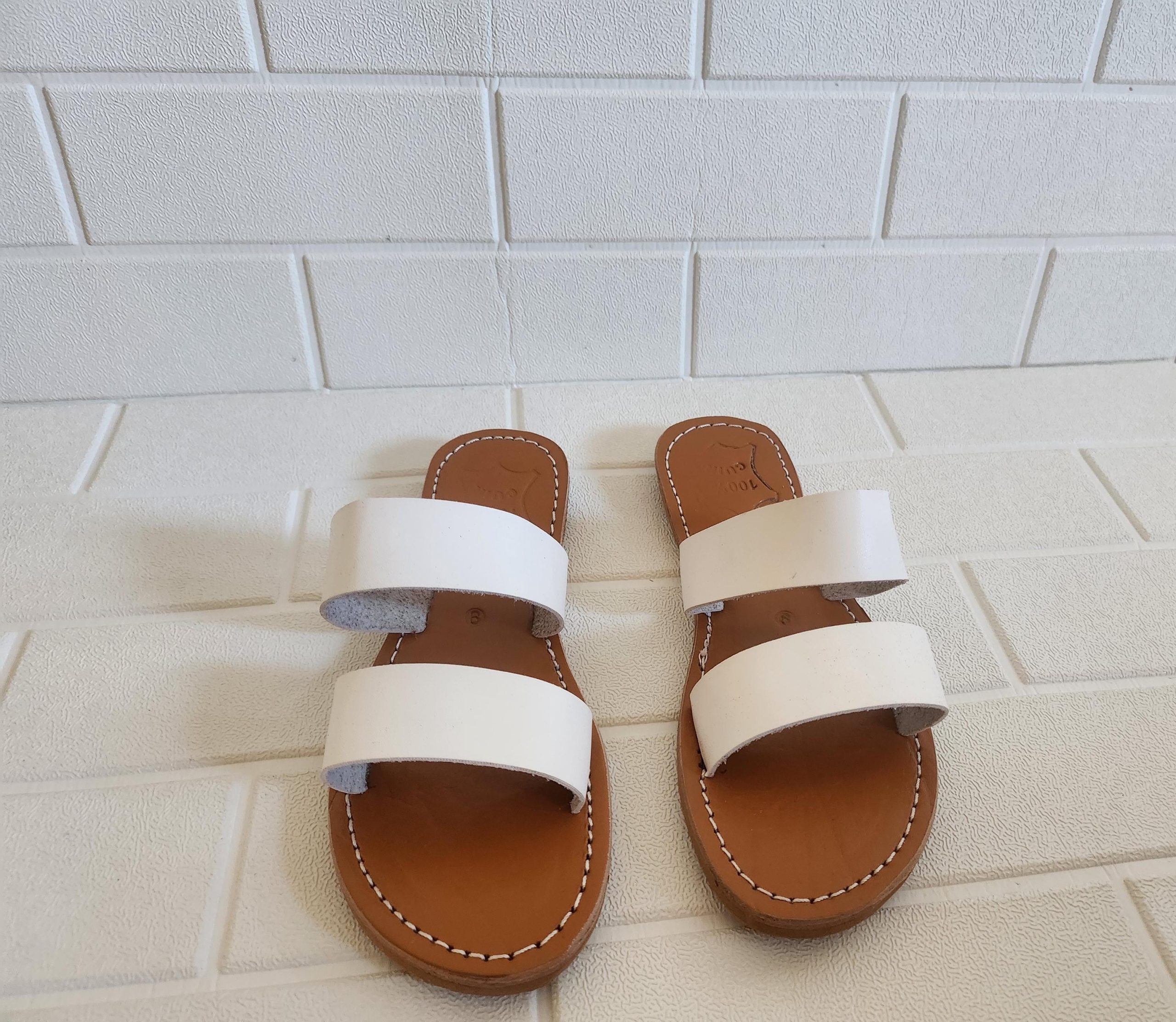 Handmade White Leather Sandals For Women – Moroccan Double Strap Summer Flats – Minimalist Boho Beach Shoes – Comfy Flat Slides –