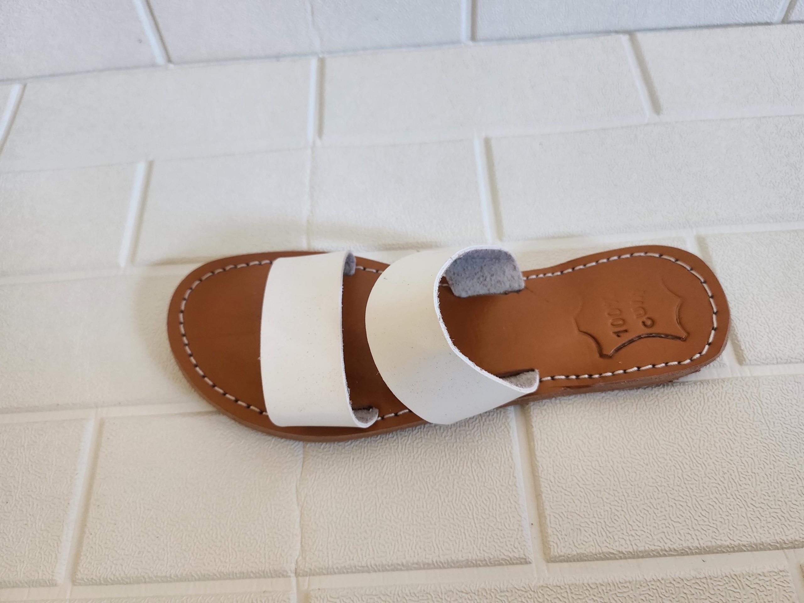 Handmade White Leather Sandals For Women – Moroccan Double Strap Summer Flats – Minimalist Boho Beach Shoes – Comfy Flat Slides –